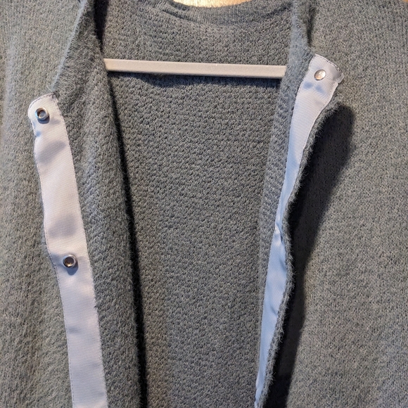 Long Cardigan - Picture 3 of 3